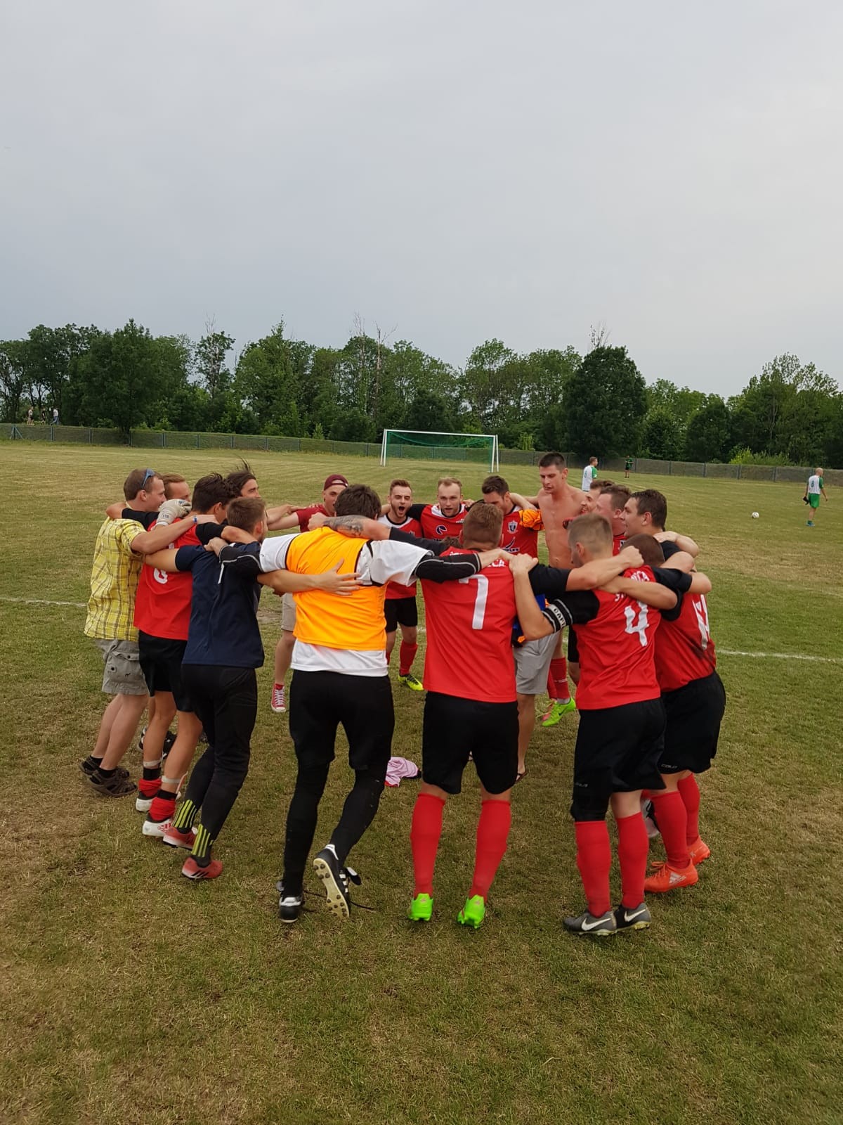 WYJAZDOWE ZWYCIĘSTWO SENIORÓW!!!